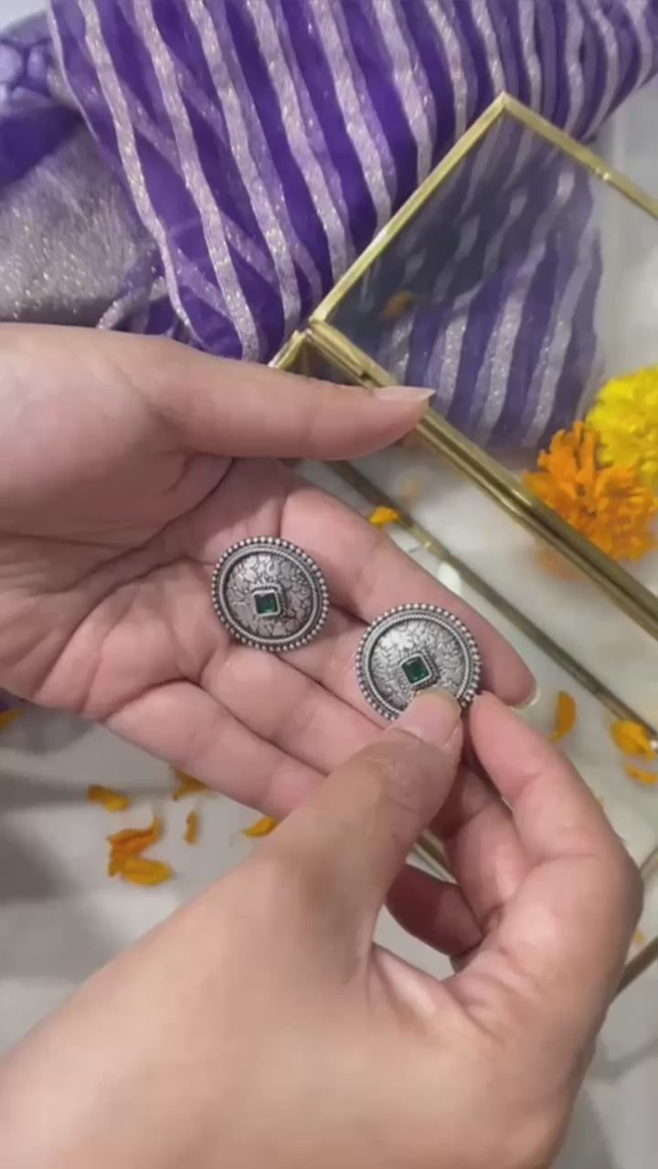 chandramukhi-silver-oxidise-earrings
